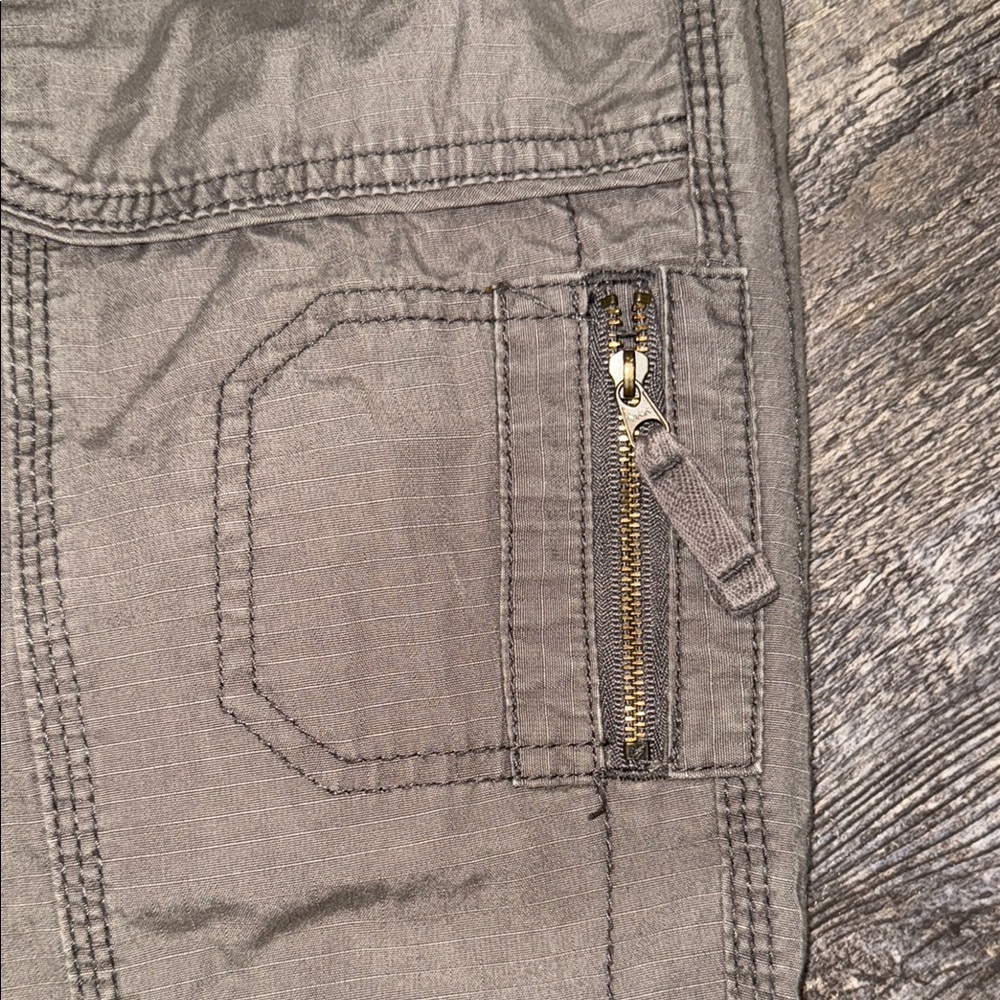 Eddie Bauer Blakely Fit Taupe Cargo Pants - Picture 4 of 7